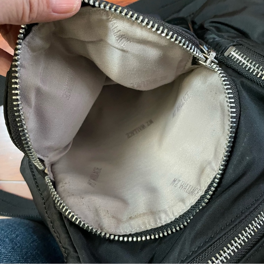MZ Wallace Hayley Crossbody Shoulder Bag Travel Black Utilitarian Classic B29 - Picture 14 of 14
